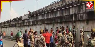দুর্গাপুরের তৃণমূলের দলীয় কার্যালয়ে হামলা, ব্যাপক উত্তেজনা
