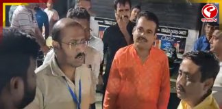 স্ট্রং রুম পরিদর্শন ঘিরে উত্তেজনা ছড়াল পানিহাটির গুরু নানক ডেন্টাল কলেজে