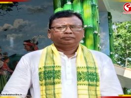 দুর্গাপুরে ৫৫ দিন ধরে চলছে ধর্না, সমস্যা সমাধানের আশ্বাস দিলেন মন্ত্রী ক্ষুদিরাম টুডু