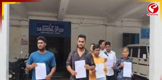 ডায়মন্ড হারবার পুরসভায় বড় ভাঙন, একযোগে পদত্যাগ ৮ তৃণমূল কাউন্সিলরের