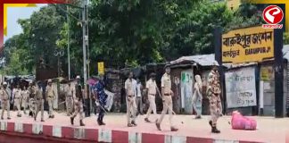 বারুইপুর স্টেশন চত্বরে হকার উচ্ছেদ অভিযান, এলাকায় উত্তেজনা