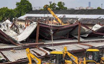 তারাতলা-কাণ্ডের পর কড়া নজরদারি, নির্মীয়মাণ বাণিজ্যিক ভবন খতিয়ে দেখতে বিশেষ টিম গড়ছে কলকাতা পুরসভা