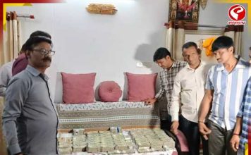 সরকারি অফিসারের ভাঁড়ারে ১০০ কোটি! মোট সম্পত্তির পরিমাণ জানলে চমকে উঠবেন