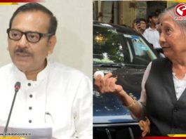 আলিপুর আদালতে অরূপকে ঘিরে ‘ডিম বৃষ্টি’