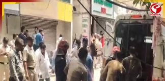 মর্মান্তিক ঘটনা দিল্লিতে! ব্যাপক চাঞ্চল্য এলাকায়