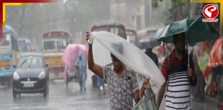 ভ্যাপসা গরমে হাঁসফাঁস দক্ষিণবঙ্গ, সোমবার একাধিক জায়গায় বৃষ্টির সম্ভাবনা