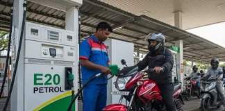 E20-এর পর এবার ‘১০০ শতাংশ পেট্রোল’-এর দাবি, সোশ্যাল মিডিয়ায় নতুন ‘জনতা পার্টি’ ঘিরে চর্চা