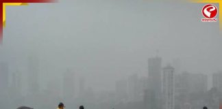 রাতভর বৃষ্টিতে ডুবল মুম্বই, জারি রেড অ্যালার্ট