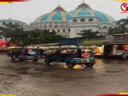 বেআইনি টোটো-রিকশার দৌরাত্ম্যে মায়াপুরে ভোগান্তি, রাজ্যের কাছে রিপোর্ট তলব হাইকোর্টের