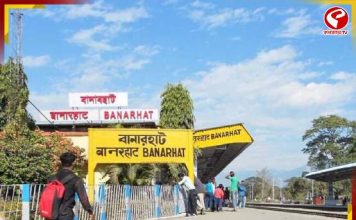 ডুয়ার্সে নদীর বুক চিরে বেআইনি বাঁধের অভিযোগ, ভাইরাল ভিডিও ঘিরে চাঞ্চল্য