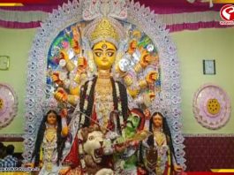 শ্রাবণের পূর্ণিমায় শুরু কালনার ঐতিহ্যবাহী মা মহিষমর্দিনীর পুজো, শতাব্দীপ্রাচীন রীতিতে উৎসবের সূচনা