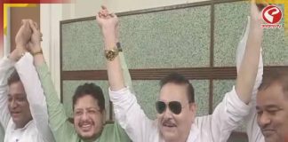ঋতব্রতের পাশে বসেই ‘কালীঘাট তৃণমূল’-এর সব পদ ছাড়লেন মদন