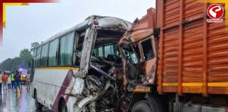রথে দিঘা যাওয়ার পথে মর্মান্তিক দুর্ঘটনা, বিকল বাসে লরির ধাক্কায় প্রাণ গেল ৪ জনের
