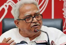 দিল্লি যাওয়ার পথেই অসুস্থ বিমান বসু, এইমসে ভর্তি বামফ্রন্ট চেয়ারম্যান, কেমন আছেন প্রবীণ নেতা?
