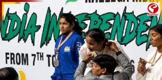 বন্যায় ঘর হারিয়েও থামেনি লড়াই, দিল্লিতে সোনা জিতলেন অসমের ১৭ বছরের জনমণি