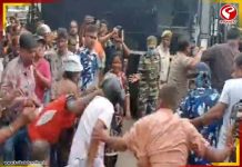 সোমনাথকে বার করতেই খড়দহ থানায় তুমুল বিক্ষোভ, ডিম-ইটের হামলা!