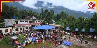 বন্যার জল নামলেও দুর্ভোগ কাটেনি, নেপালে ত্রাণ শিবিরে দিন কাটছে হাজারো মানুষের