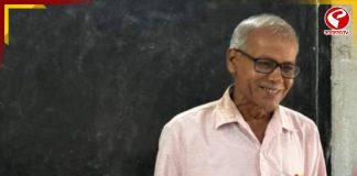 অবসরের পরেও প্রতিদিন স্কুলে, ৩ বছরে ছুটি মাত্র ৩ দিন! বেতনের সিংহভাগই দিলেন বিদ্যালয়ের উন্নয়নে, কে সেই শিক্ষক?