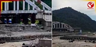রাতভর বৃষ্টিতে ফের বিপর্যয়, বালাসনের স্রোতে ভাসল দুধিয়ার সেতু
