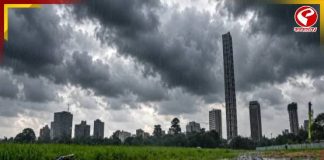 নিম্নচাপের প্রভাবে বৃষ্টির ভ্রুকুটি, শুক্রবার পর্যন্ত ভারী বৃষ্টি দক্ষিণবঙ্গে