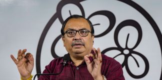 ‘জোড়াফুল তো আমারই আঁকা!’ ২৮ বছর পর শিল্পীর দাবি, পালটা কুণাল
