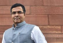 রাস্তায় যুবককে সপাটে চড় দিলেন দিল্লির মন্ত্রী! ভাইরাল ভিডিয়ো ঘিরে বিতর্ক, সাফাইয়ে কী বললেন পরবেশ?