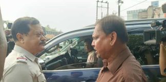 রেয়াপাড়া শিবমন্দিরে পুজো দিয়ে ভোটের ময়দানে হাসি রানি! ‘নির্বিঘ্নেই চলছে ভোট’, দাবি বিজেপি প্রার্থীর