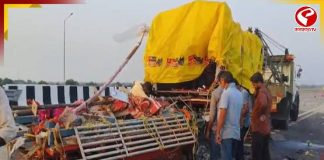হাইওয়েতে ভয়াবহ দুর্ঘটনা, ট্রাকের ধাক্কায় মৃত ৭ পুণ্যার্থী