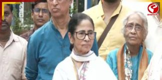 ‘দেশ ও বাংলার প্রয়োজনে দিল্লি যাচ্ছি’, জানালেন মমতা বন্দ্যোপাধ্যায়