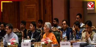 জিএসটি-তে বড় বদল! কর আধিকারিকদের গ্রেফতারির ক্ষমতা বাতিল, মামলা করার সীমা বাড়ল ৫ কোটিতে