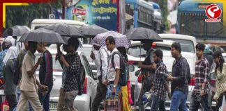 পুজোর মুখেও বৃষ্টির চোখরাঙানি! চতুর্থী ও পঞ্চমীতে ঝড়বৃষ্টির পূর্বাভাস