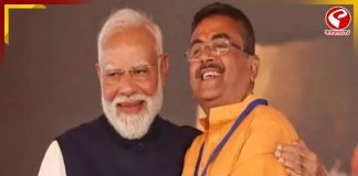 মোদীর প্রশাসনিক জীবনের ২৫ বছর উপলক্ষে বিশেষ প্রস্তাব রাজ্য মন্ত্রিসভার